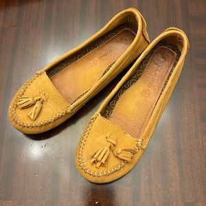 Women’s comfortable loafers size 7